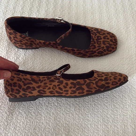 Wild Fable leopard Mary Jane’s - Picture 2 of 5